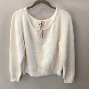 VS Off White Fuzzy Sleep Sweater Large